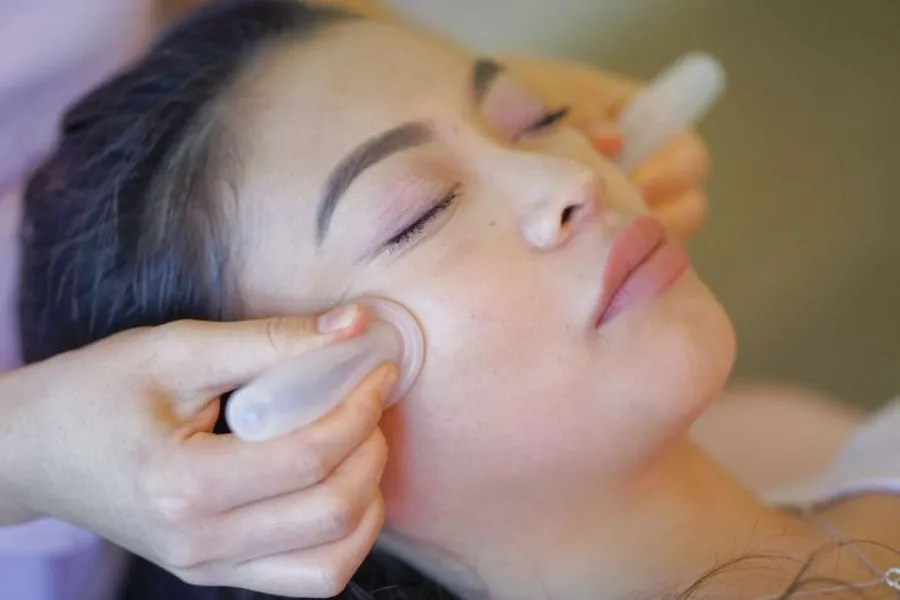 Entschlüsseln Sie die Geheimnisse strahlender Haut: Der ultimative Beauty-Guide