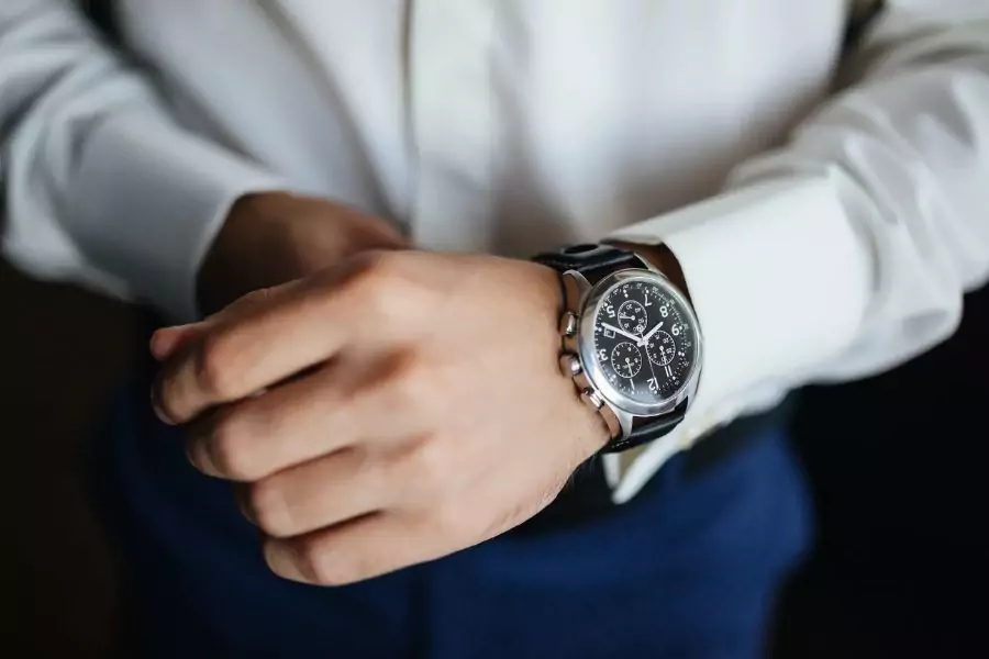 Entdecken Sie Stilvoll Uhren für Herren um Ihr Uhrenspiel zu verbessern
