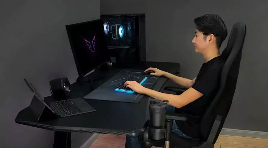 Bester Schreibtisch für Gamer 2025: Top-Gaming-Setups, die Ihren Platz aufwerten