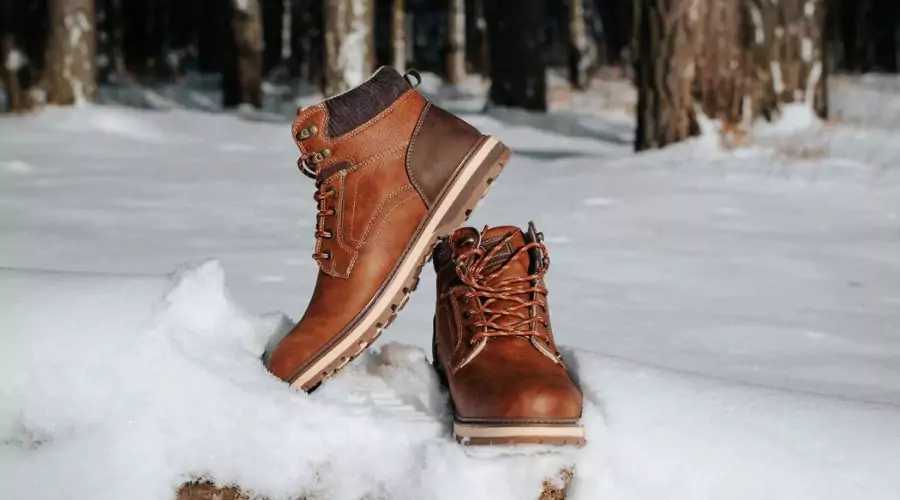 Leitfaden für Winterschuhe für Herren: Stilvoll bleiben und gleichzeitig die Zehen warm halten